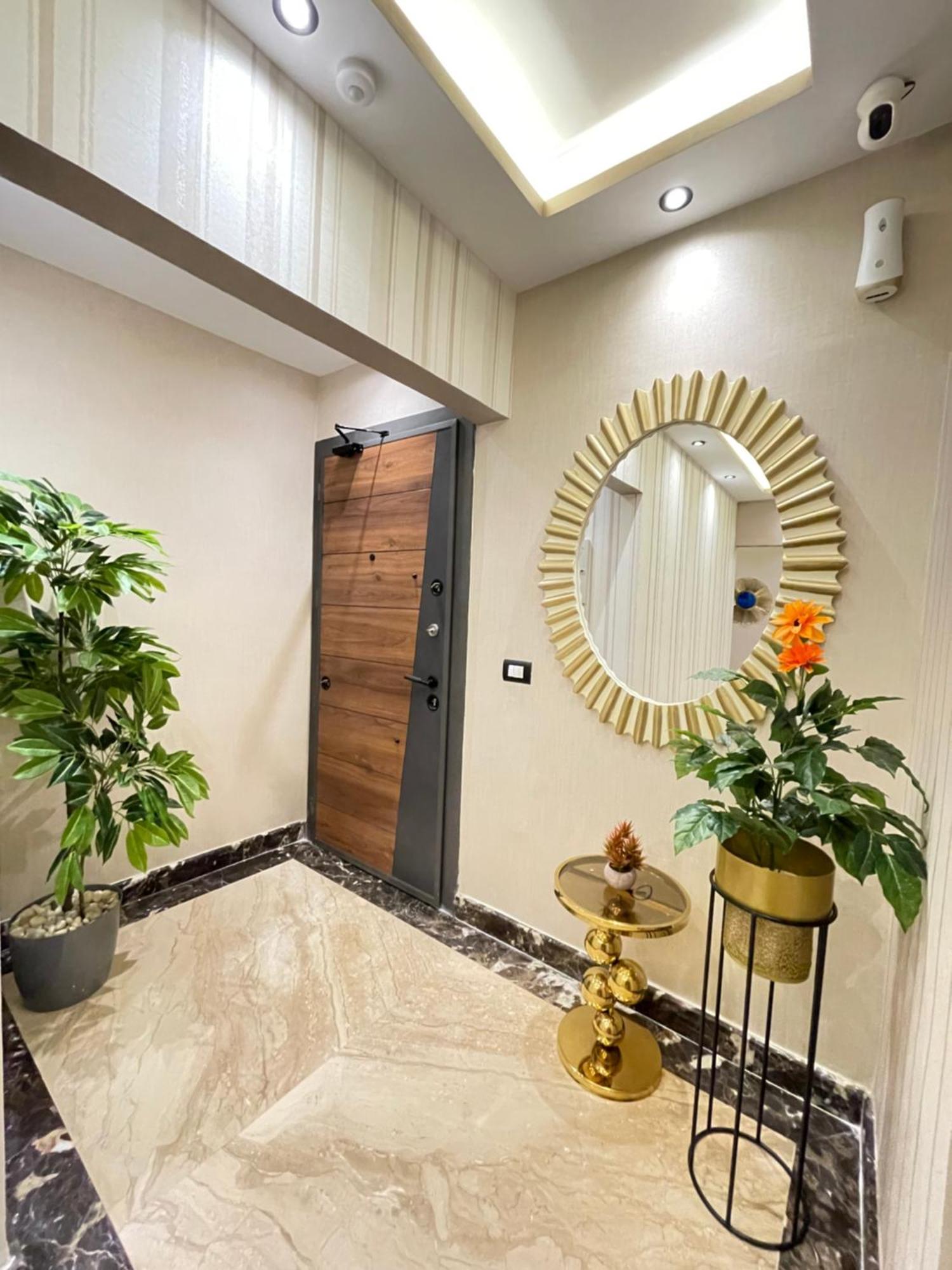 Luxury House 1200-4 *